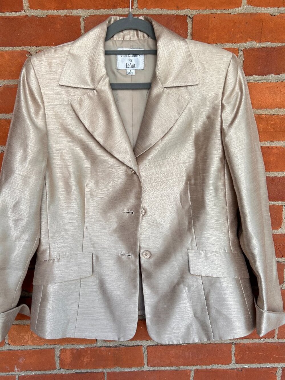 Le Suit Kasper Gold Metallic Pant Suit Sz 8 NWOT